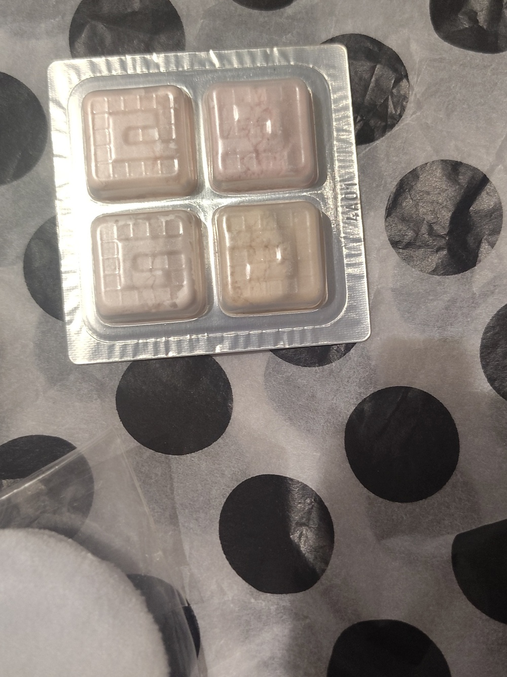 Givenchy Prisme Libre 03Color Loose Powder — Voile Rosé Small Size - Picture 6 of 7